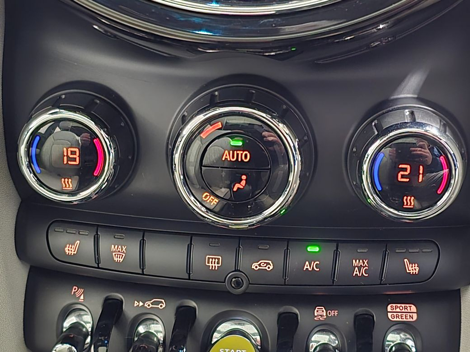 2024 MINI Cooper S - image 16