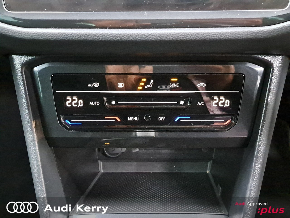 2022 Volkswagen Tiguan - image 17