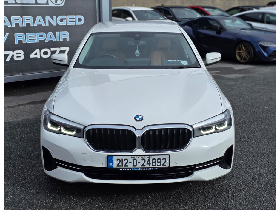 2021 BMW 5 Series - image 2