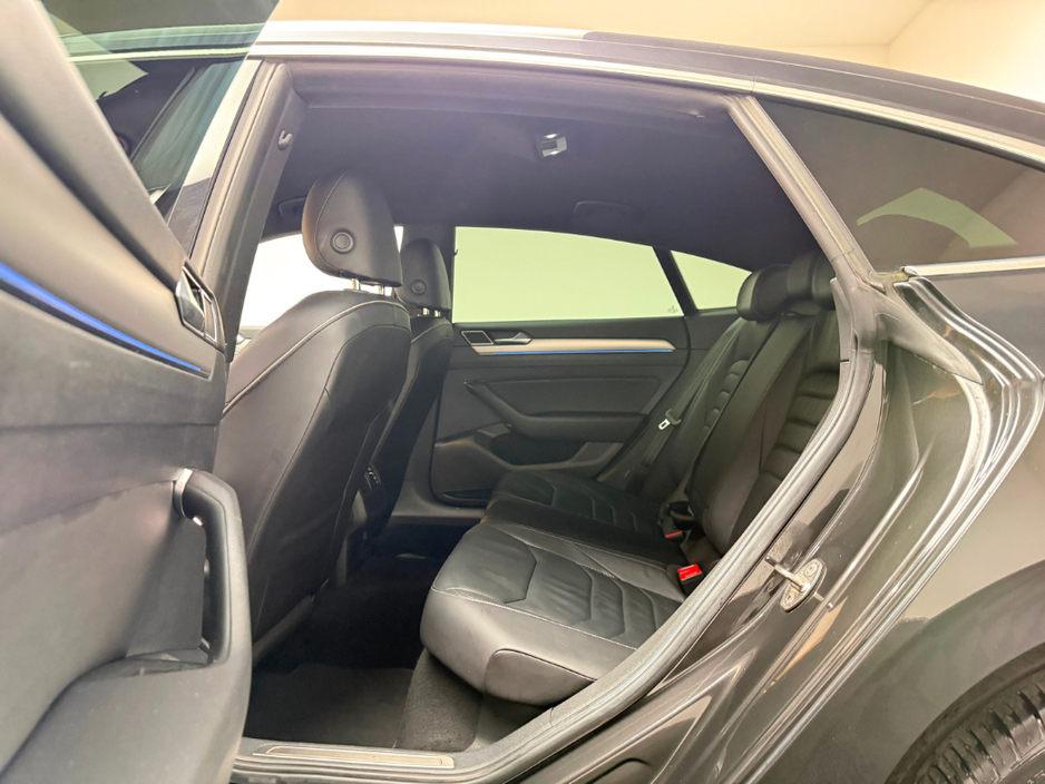 2020 Volkswagen Arteon - image 15