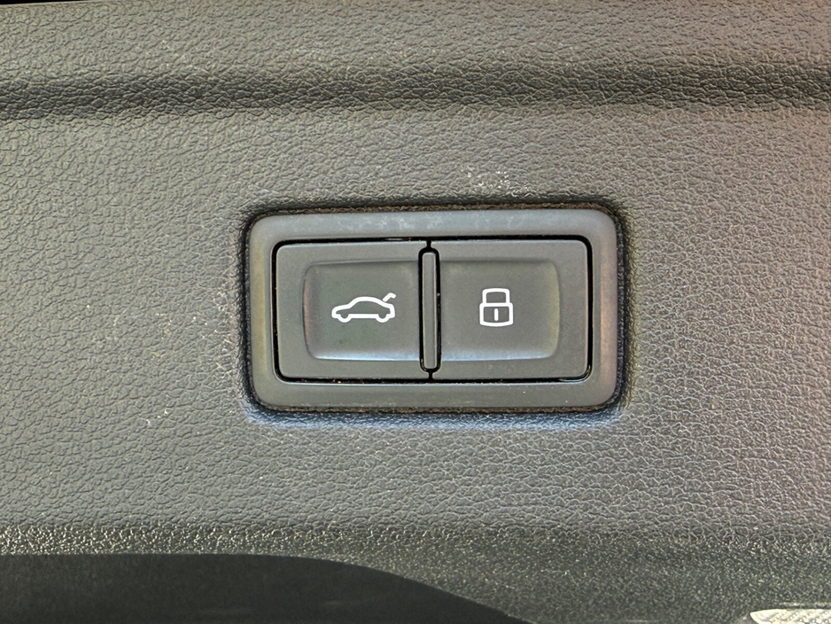 2018 Audi A5 - image 32