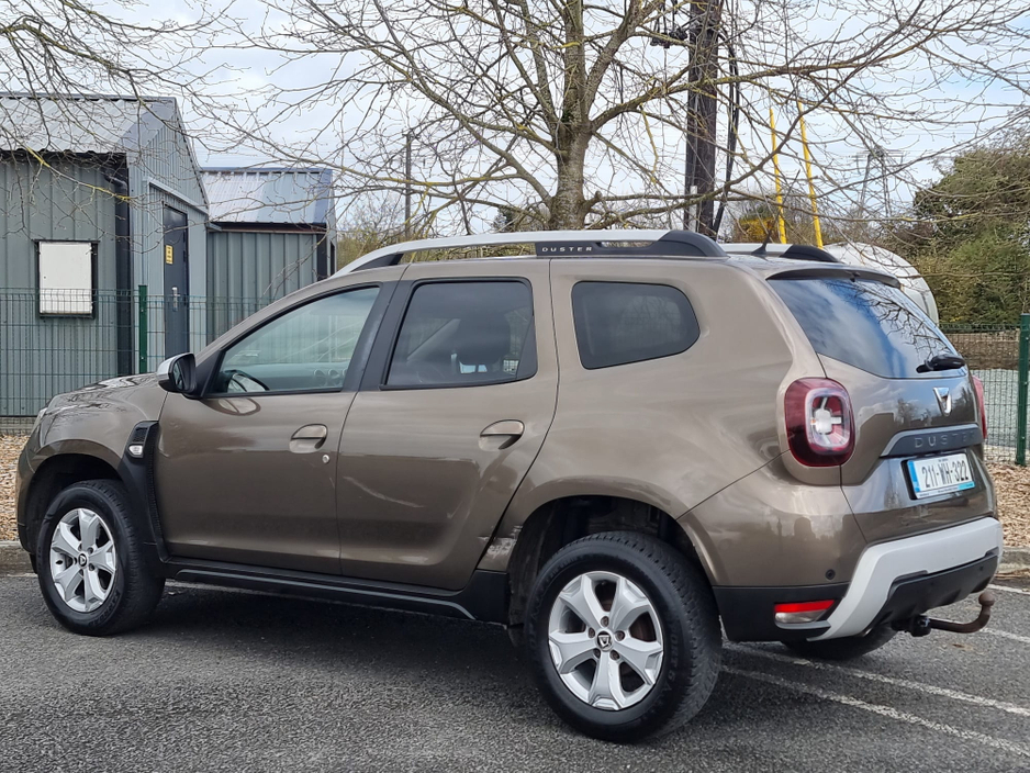 2021 Dacia Duster - image 12