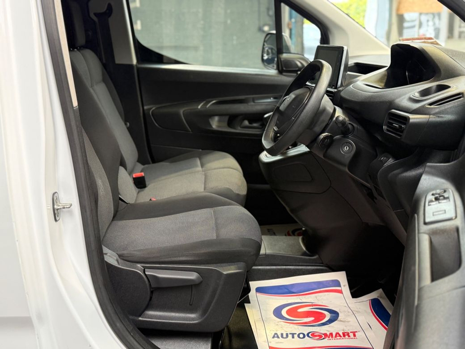 2023 Peugeot Partner BLUEHDI PROFESSIONAL PREMIUM PLUS L1 // 12 MONTH WARRANTY // SAME DAY FINANCE €13,950