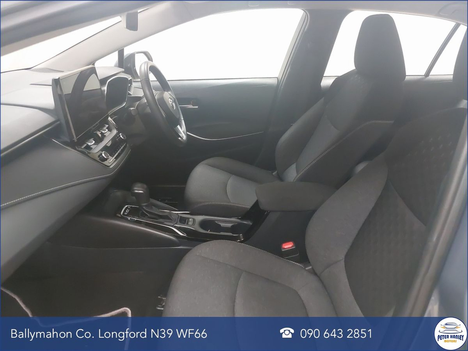 2024 Toyota Corolla 1.8 Hybrid Luna Saloon €29,900