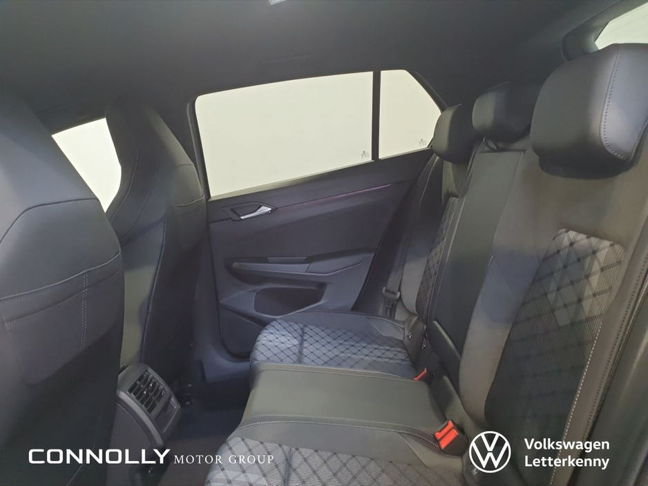 2026 Volkswagen Golf - image 5