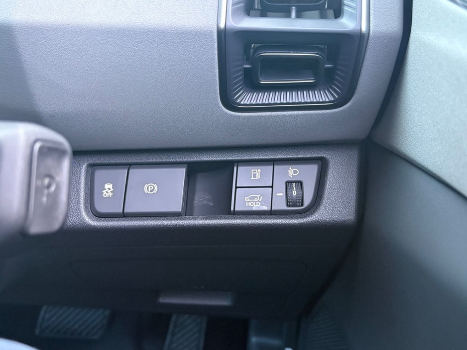 2026 Kia EV5 EV5 EARTH 3, 81KW BATTERY, 7 YEAR WARRANTY, 3 YEAR AA, 0% FINANCE, *3 FREE SEVICES FOR KIA CUSTOMERS*