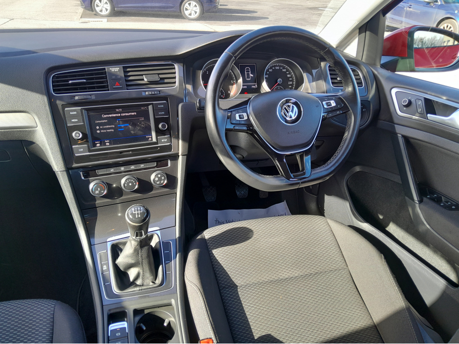 2018 Volkswagen Golf - image 15