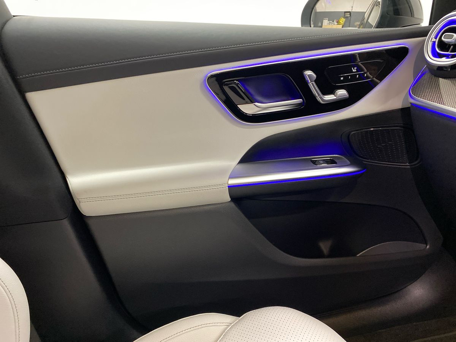 2026 Mercedes-Benz GLC Class - image 14