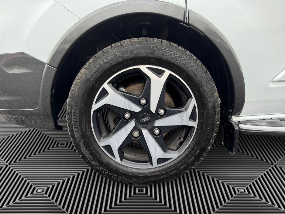 2023 Ford Transit Custom 300L ACTIVE 2.0L 185BHP!! €24,999