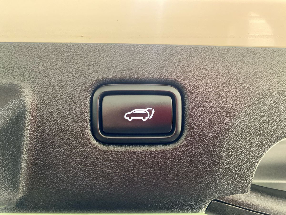 2022 Kia EV6 - image 21