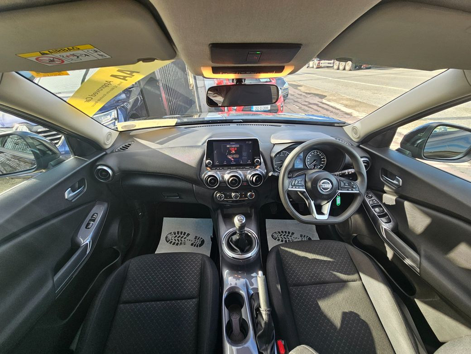 2022 Nissan Juke - image 13