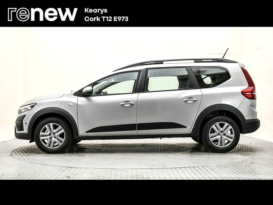 2023 Dacia Jogger - image 7