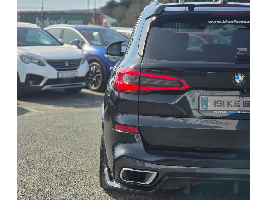 2019 BMW X5 - image 31