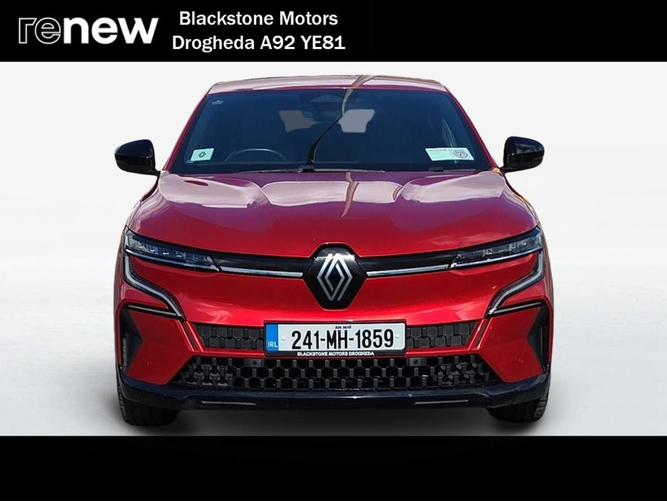 2024 Renault Megane E-Tech - image 8