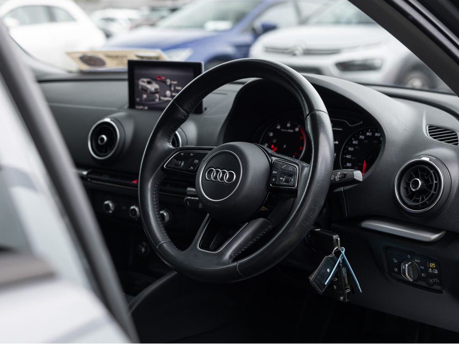 2018 Audi A3 - image 13