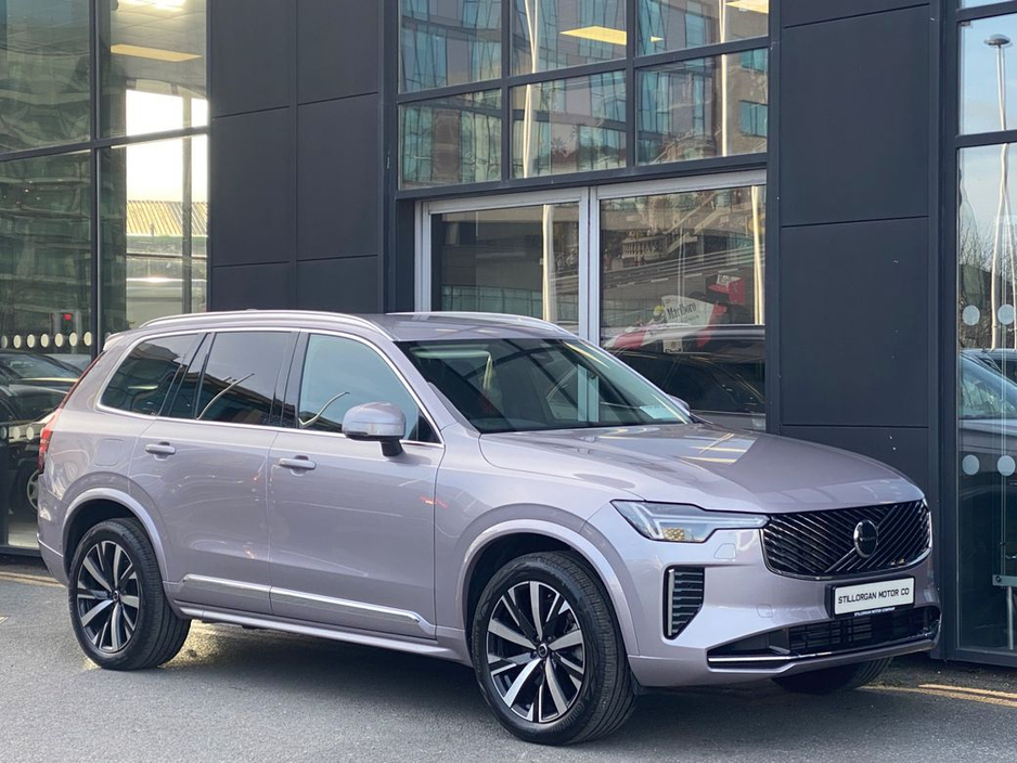 2025 Volvo XC90 - image 3