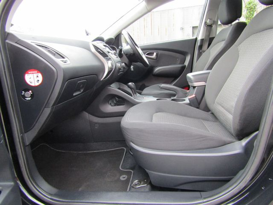 2013 Hyundai ix35 - image 17