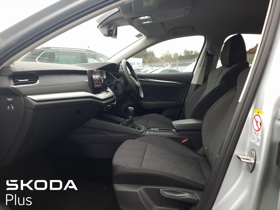 2024 Skoda Octavia - image 4