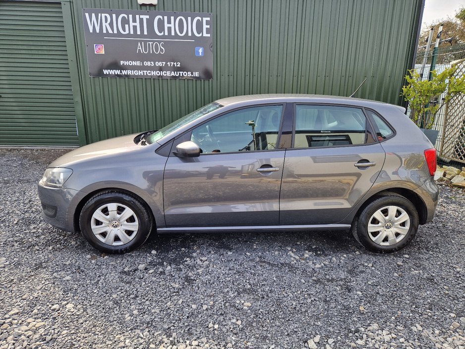 2014 Volkswagen Polo - image 9