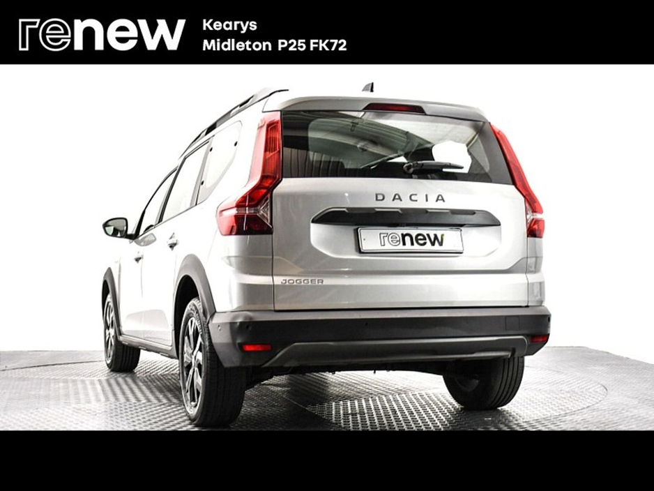 2022 Dacia Jogger TCe 110 Extreme SE €18,990