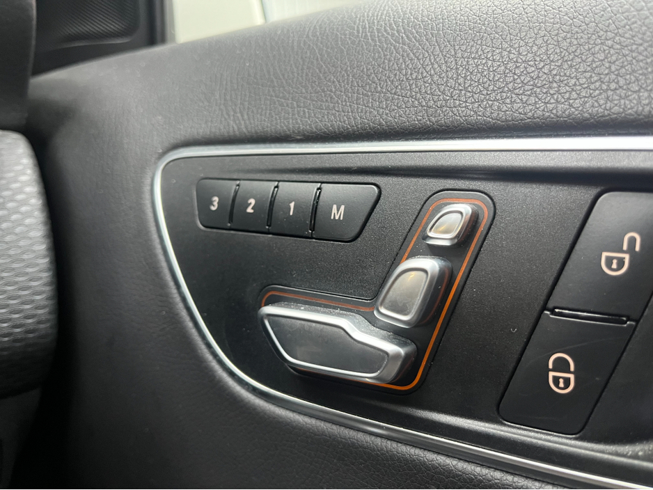 2016 Mercedes-Benz A Class - image 11