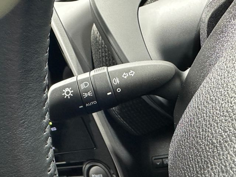 2024 Toyota bZ4X - image 20