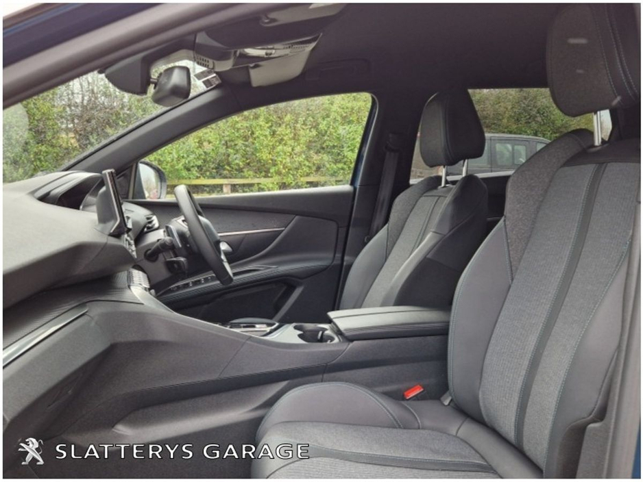 2024 Peugeot 5008 - image 13