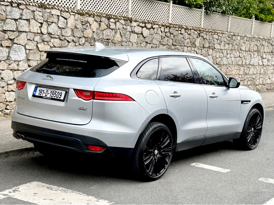 2018 Jaguar F-Pace - image 8