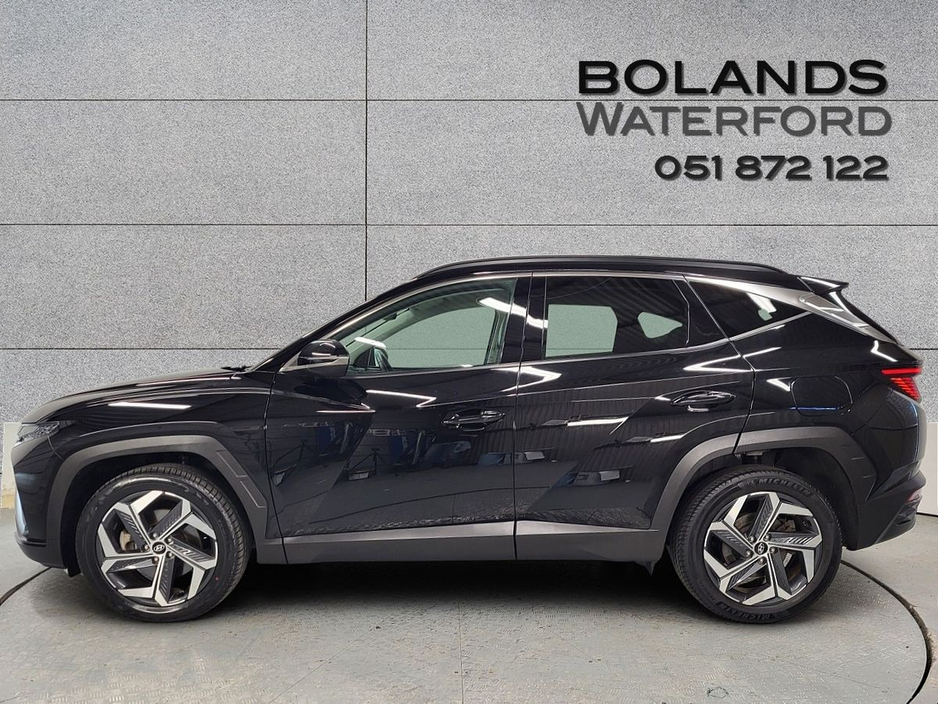 2024 Hyundai Tucson - image 3