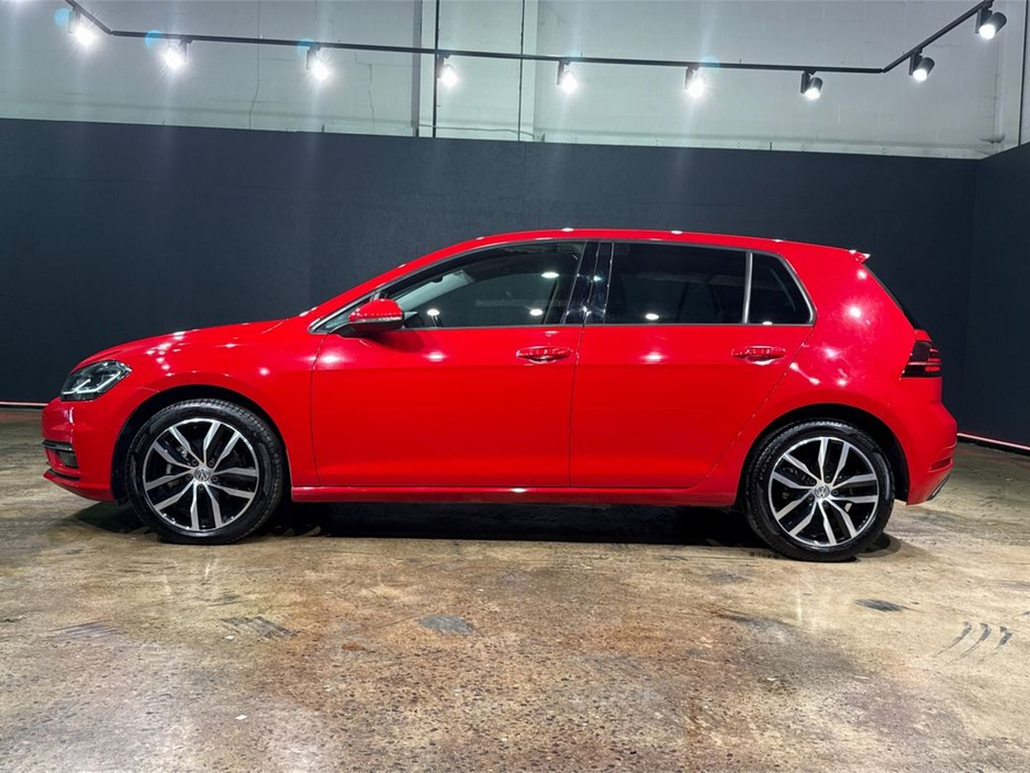 2018 Volkswagen Golf - image 6