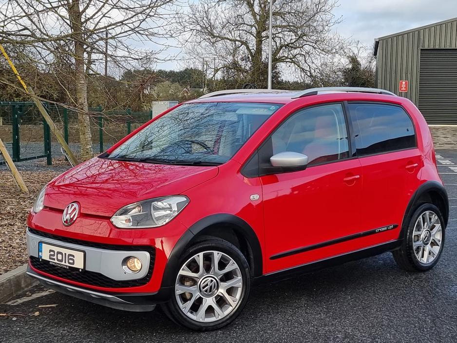 2016 Volkswagen up! - image 12