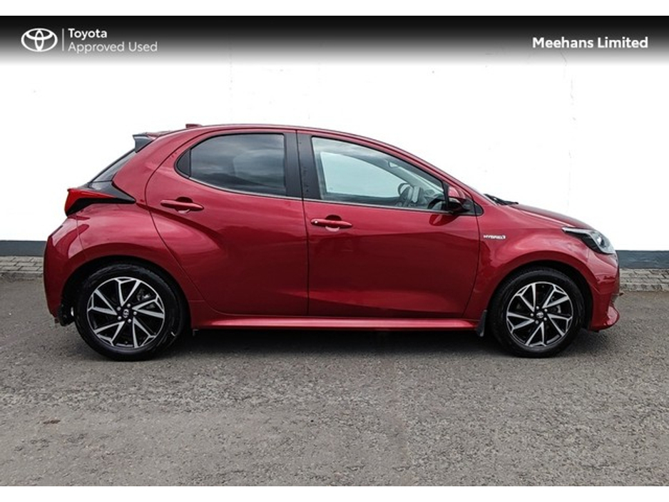 2021 Toyota Yaris YARIS HYB L/SPORT MONO €20,250
