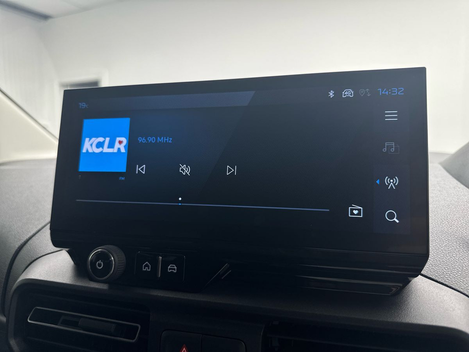 2026 Peugeot Partner - image 15