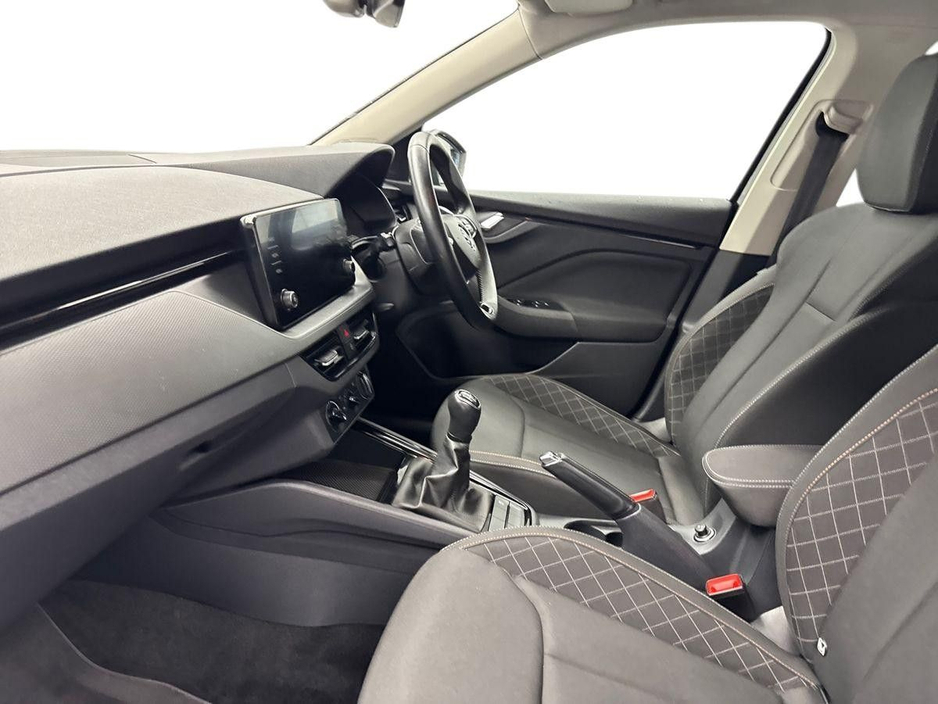 2023 Skoda Kamiq - image 2