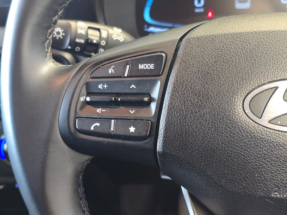 2023 Hyundai i10 - image 18