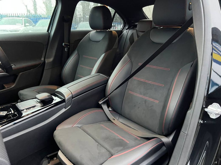 2022 Mercedes-Benz A Class A200d AMG-LINE PREMIUM PLUS // VIRTUAL COCKPIT // 360 PARKING SENSORS // DUAL ZONE CLIMATE CONTROL €33,900