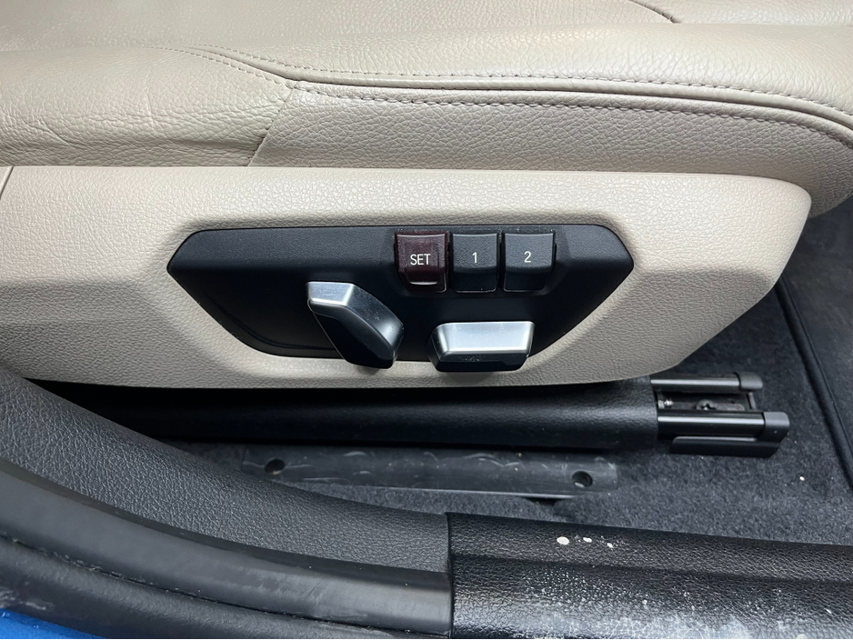 2019 BMW 1 Series €19950 2019 BMW 118D FASHIONISTA 2.0 AUTOMATIC / CRUISE CONTROL / REVERSE CAMERA / ELECTRIC MEMORY & HEATED SEATS €19,950