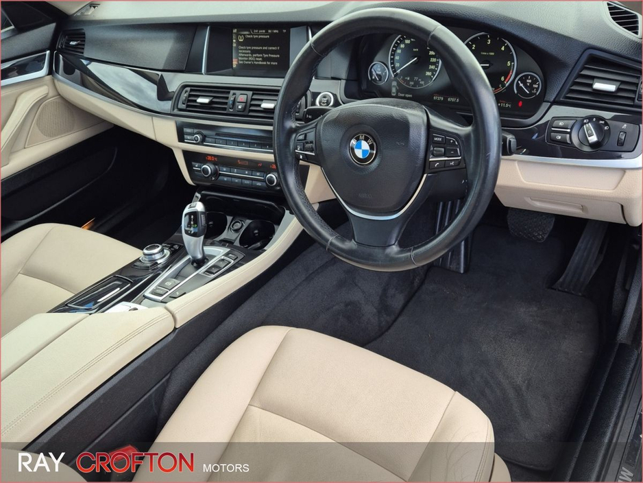 2015 BMW 5 Series - image 2