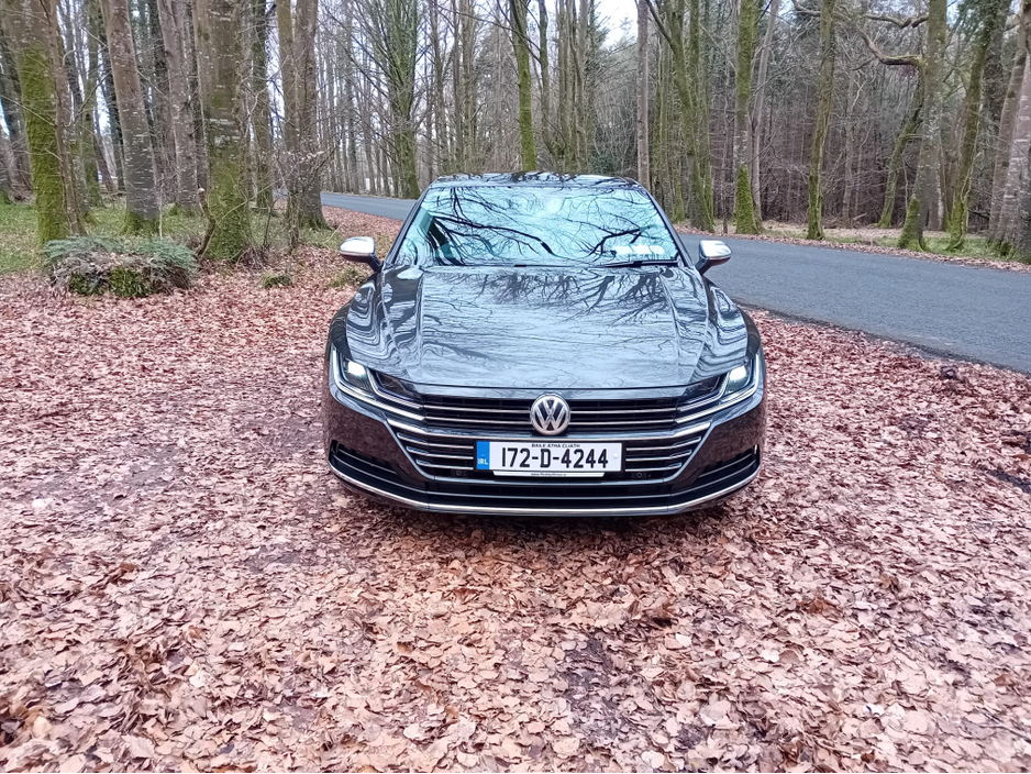 2017 Volkswagen Arteon - image 2