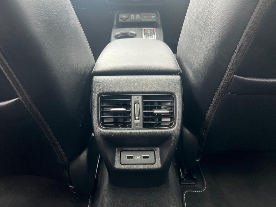 2023 Honda Civic - image 9