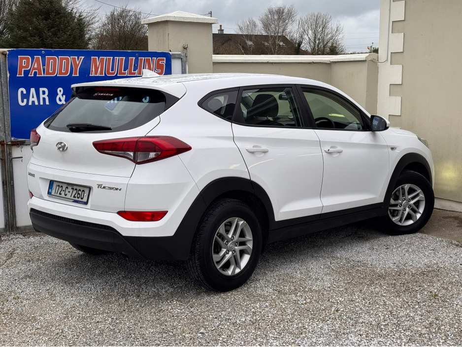 2017 Hyundai Tucson - image 4