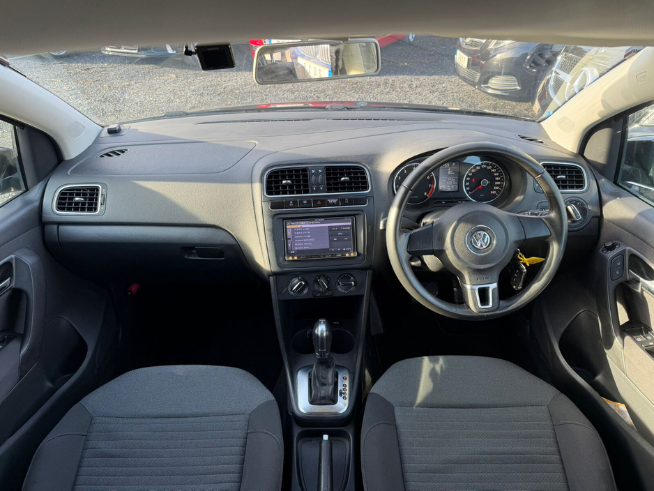2013 Volkswagen Polo  €8,950
