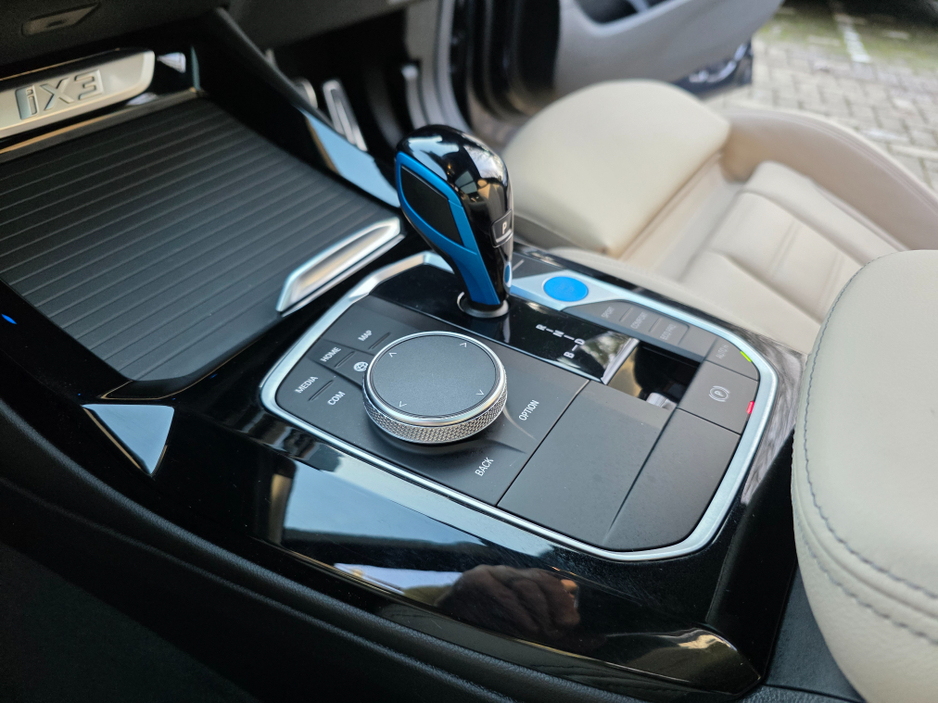 2022 BMW iX3 M SPORT PRO. PANORAMIC GLASS ROOF. MASSIVE SPEC. FINANCE ARRANGED. SIMI. AA APPROVED €33,950