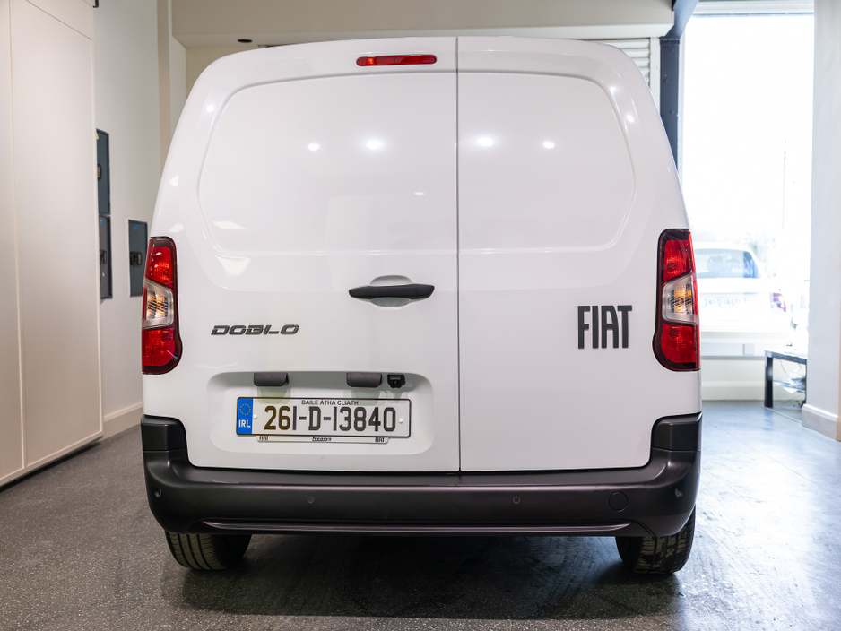 2026 Fiat Doblo - image 5