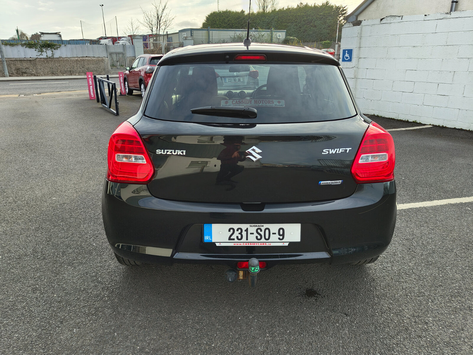 2023 Suzuki Swift - image 7