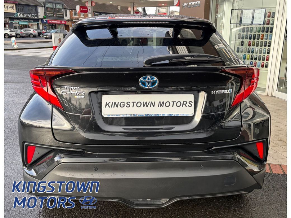 2021 Toyota C-HR - image 4