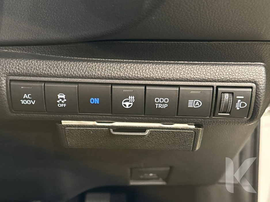 2023 Toyota Corolla - image 19