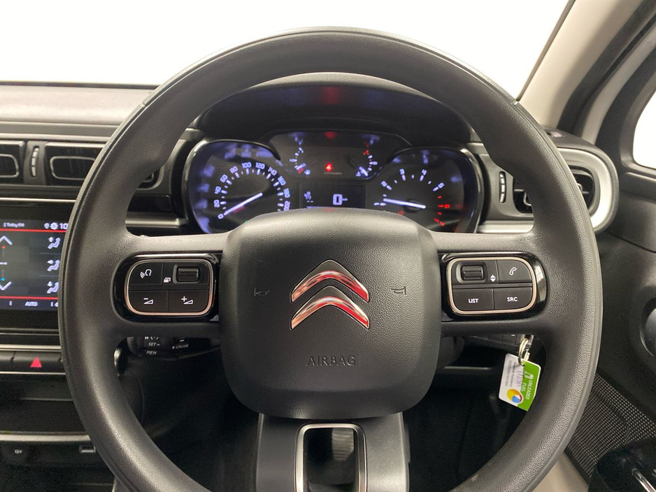 2023 Citroen C3 - image 12