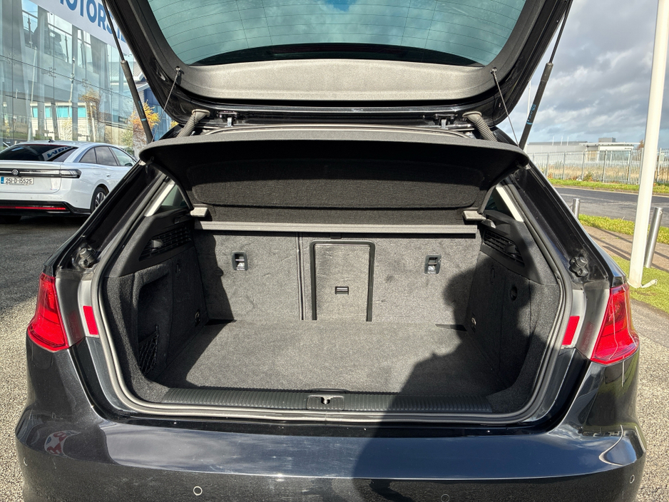 2014 Audi A3 - image 9