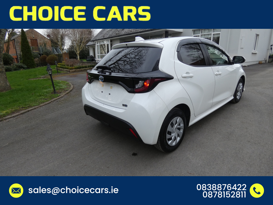 2020 Toyota Yaris - image 5